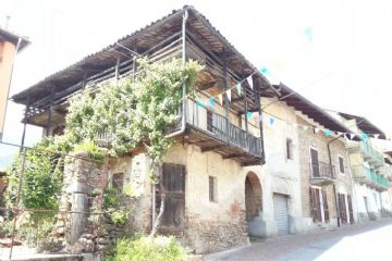 Centro Paese - Case