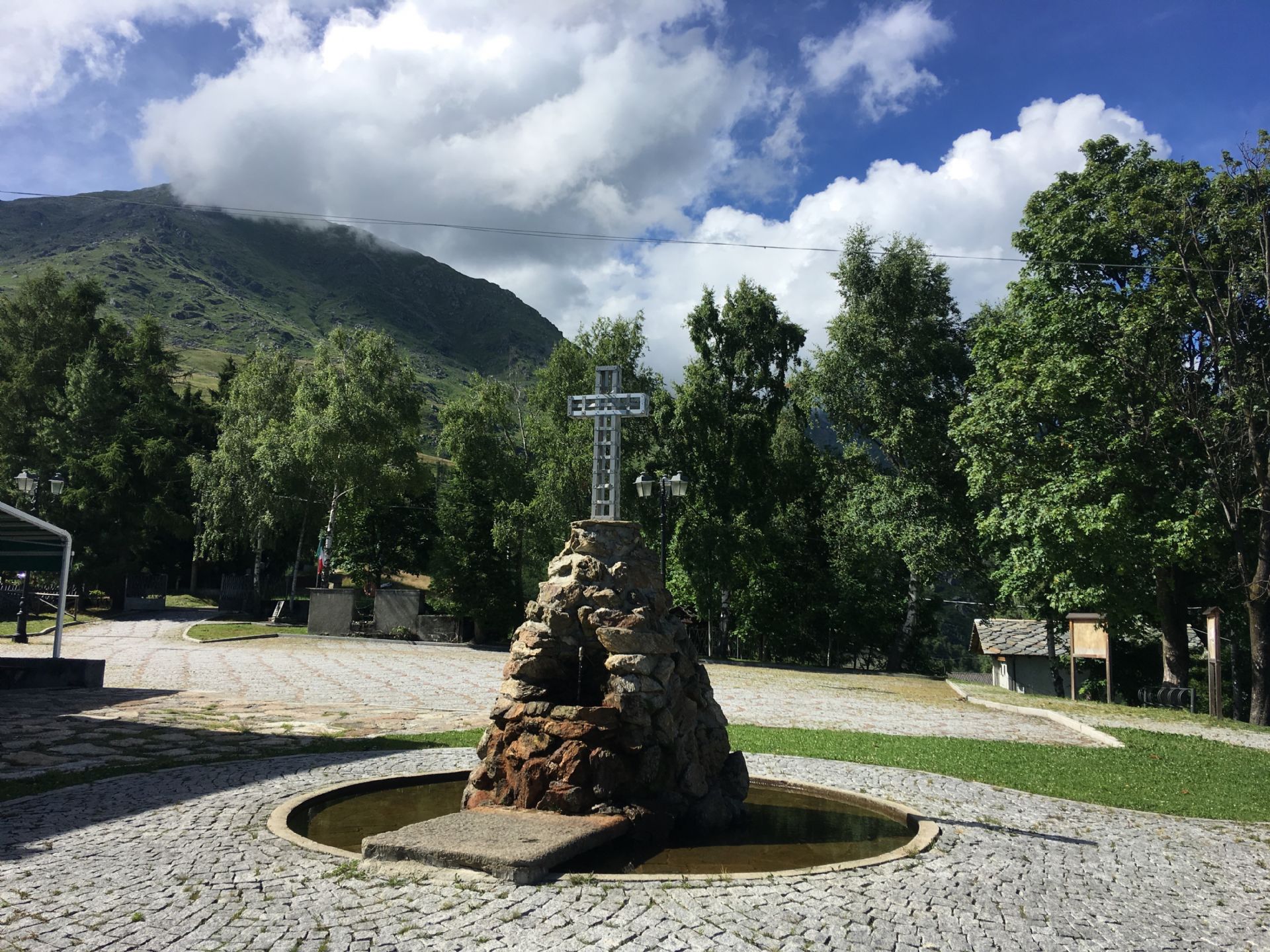 Fontana - Santa Elisabetta